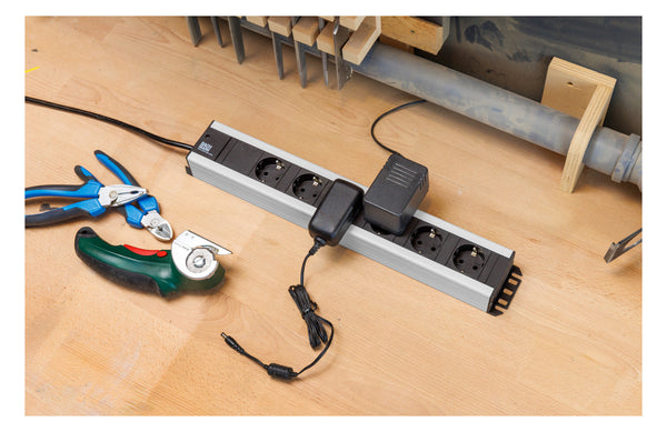 Bachmann Handwerkerleiste mit Ladegeräte
